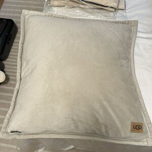Set of 2 Ugg Throw Pillows